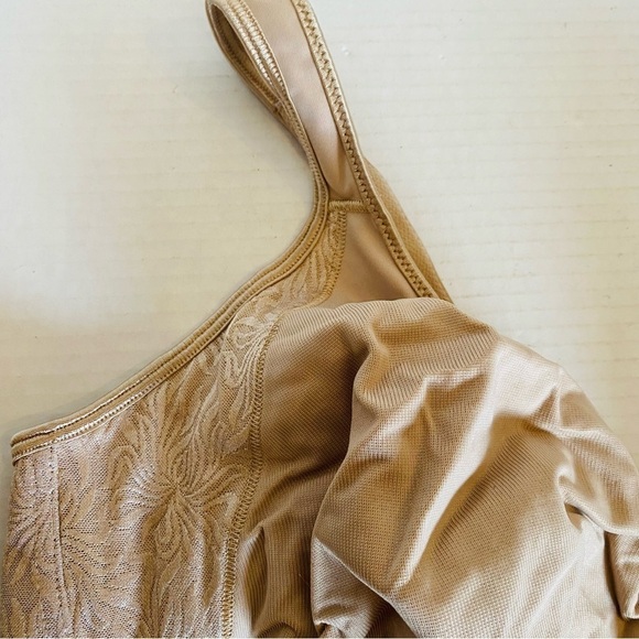 46D Wire Free Bra Playtex NUDE 18 Hour Seamless Side/Back Smoothing - Picture 8 of 14